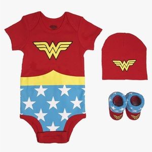 DC Comics Wonder Woman Baby Outfit
